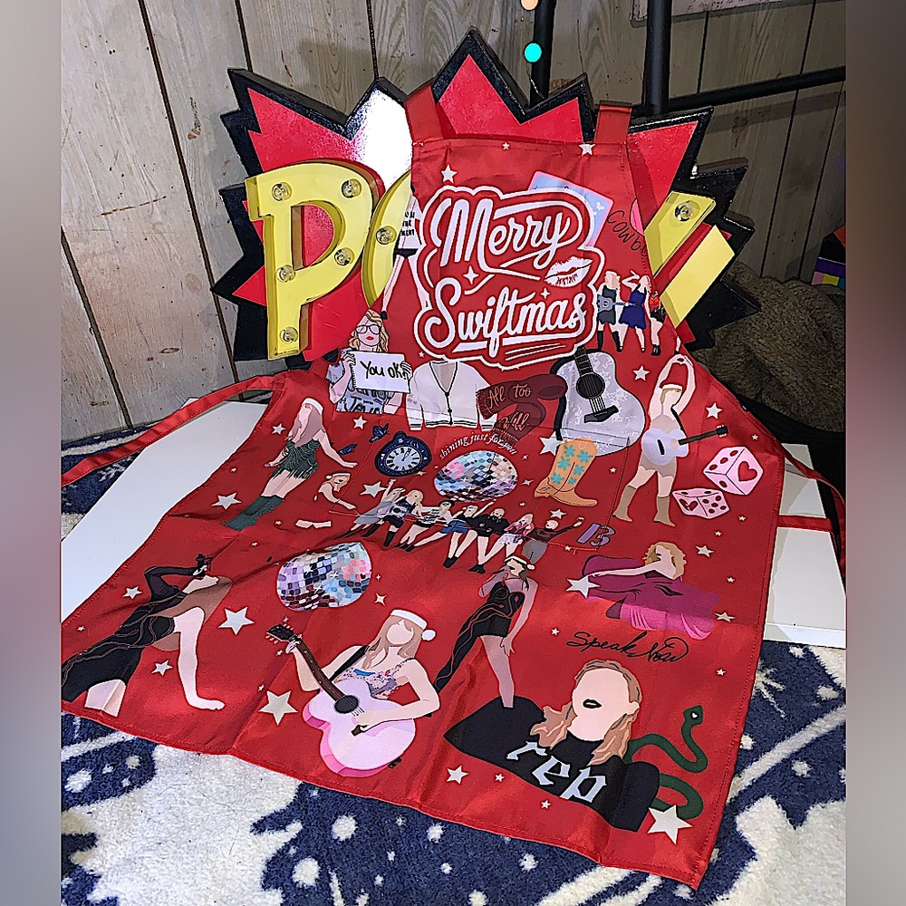 Taylor Swift Inspired Merry Swiftmas Apron O/S New - No Tags Christmas Holiday